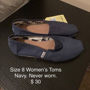 Tom’s size 8. Description on individual pictures.